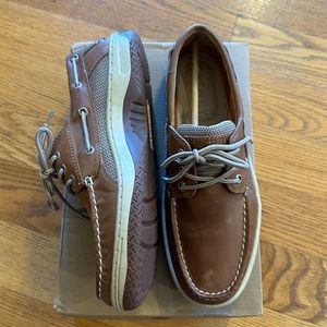 Men’s Sperry Billfish Boat Shoes M9 - NEW IN BOX